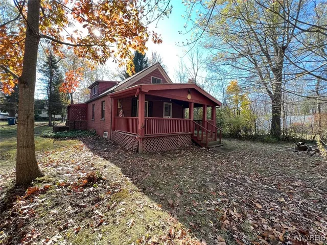 $95,000 | 642 Monroe Avenue, Evans, NY 14006