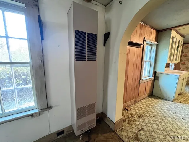 $95,000 | 642 Monroe Avenue, Evans, NY 14006