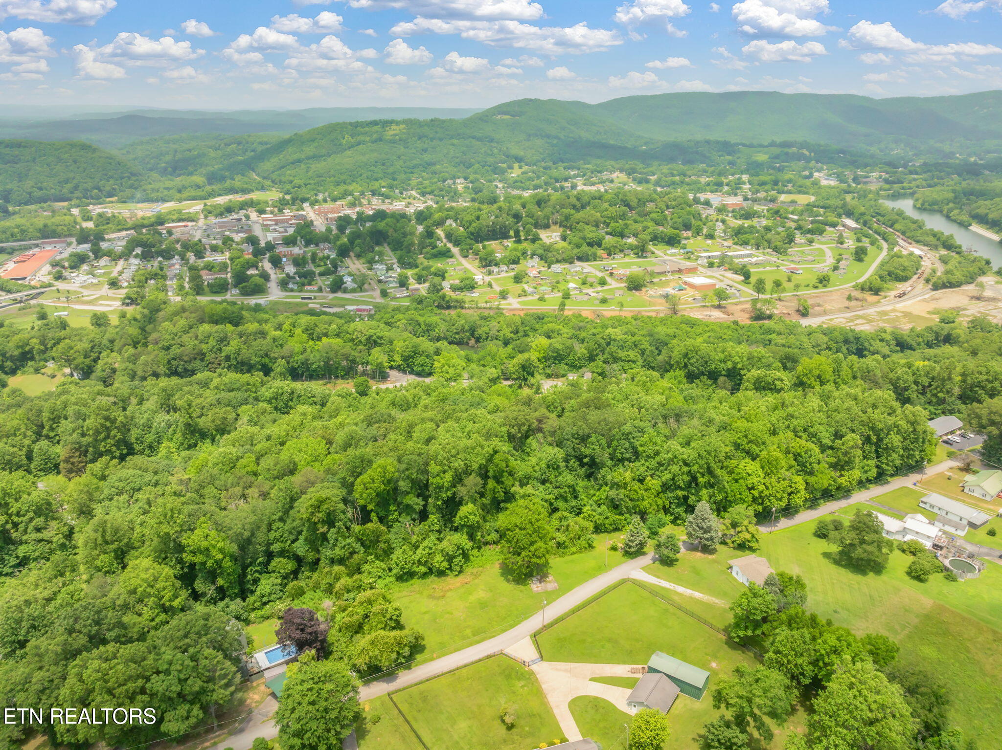 261 Harding Road Harriman, TN 37748 - Photo 24 of 28 Overhead