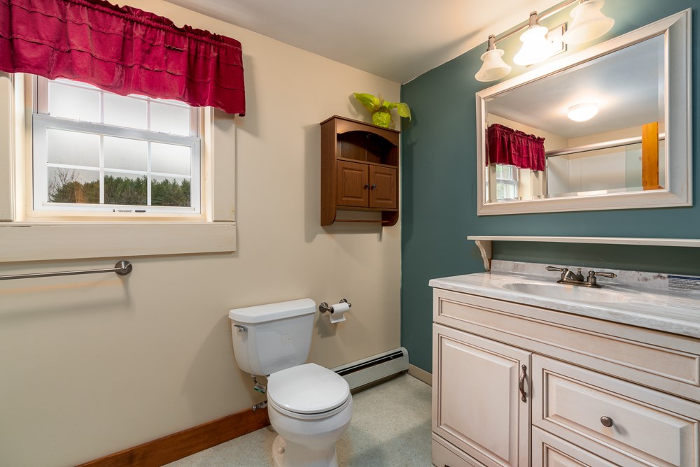 285 Randall Road North Berwick, ME 03906 - Photo 19 of 33 Gallery Image 19