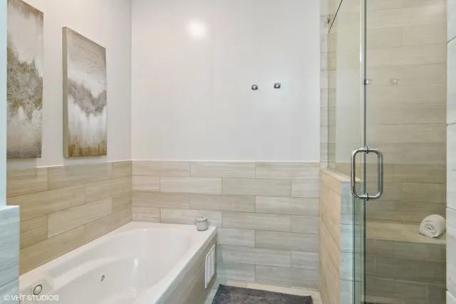 $3,600 | 810 North Wolcott Avenue, Unit 3A, Chicago, IL 60622