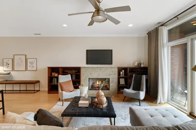 $3,600 | 810 North Wolcott Avenue, Unit 3A, Chicago, IL 60622