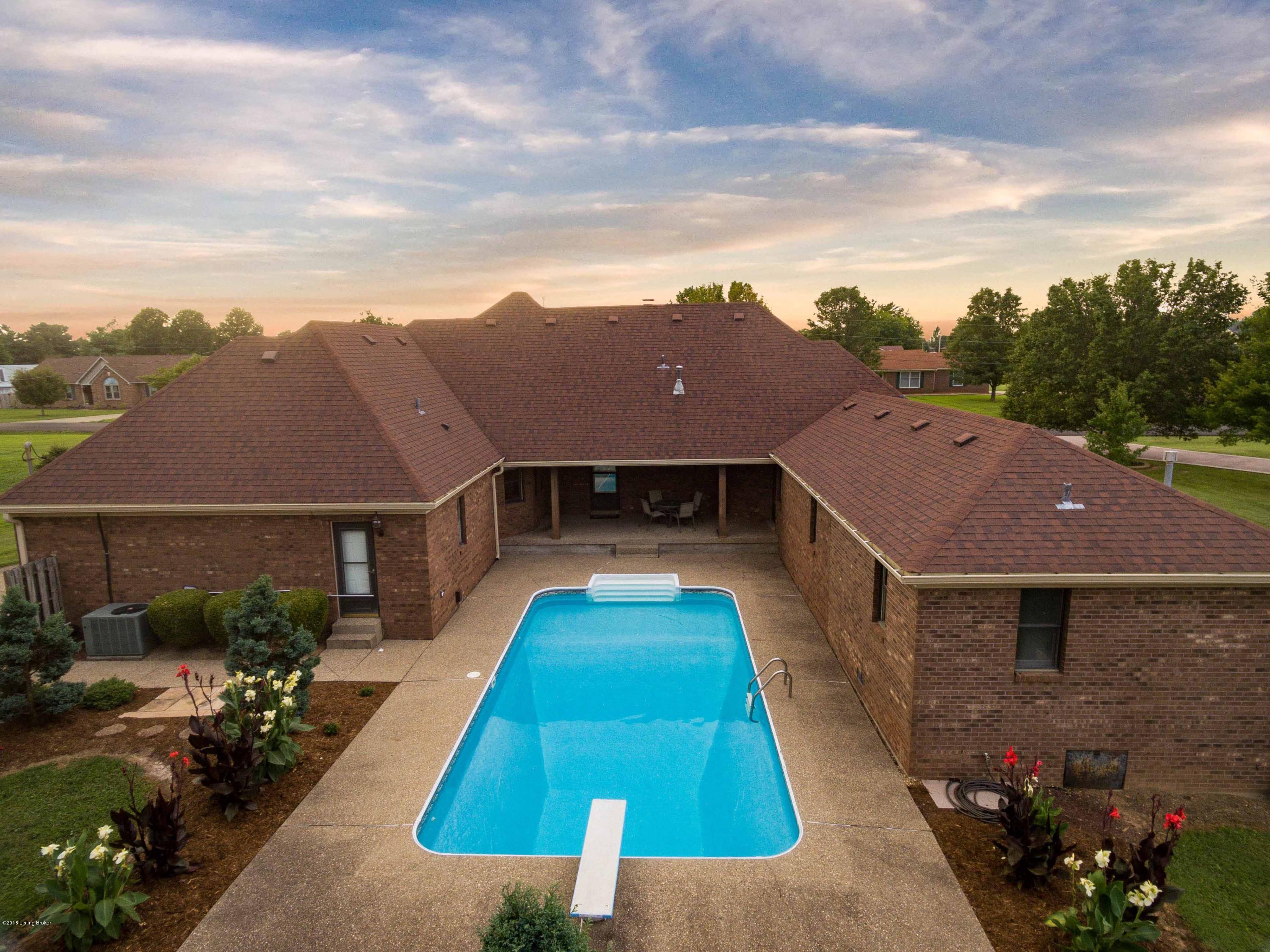 240 Travis Road Shepherdsville, KY 40165 - Photo 23 of 59 18