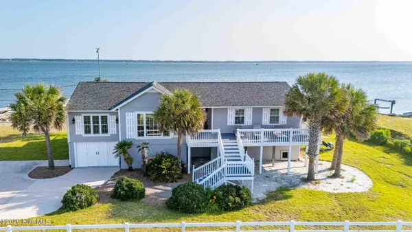$1,345,000 | 124 Headen Lane, Atlantic Beach, NC 28512