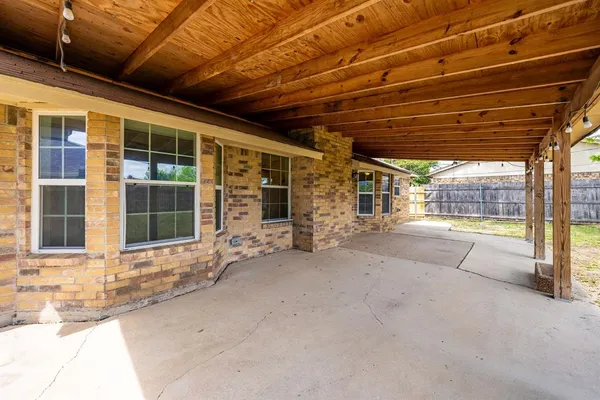 $275,000 | 7316 Kary Lynn Drive North, Watauga, TX 76148