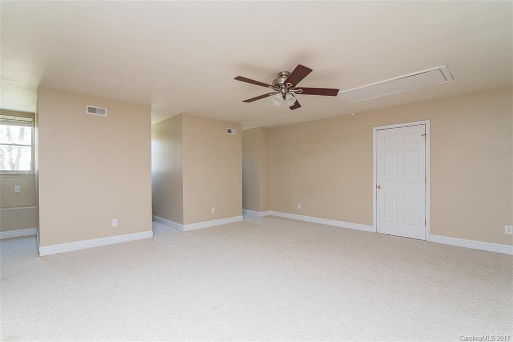 636 Peacehaven Road Kannapolis, NC 28083 - Photo 7 of 21 Gallery Image 7