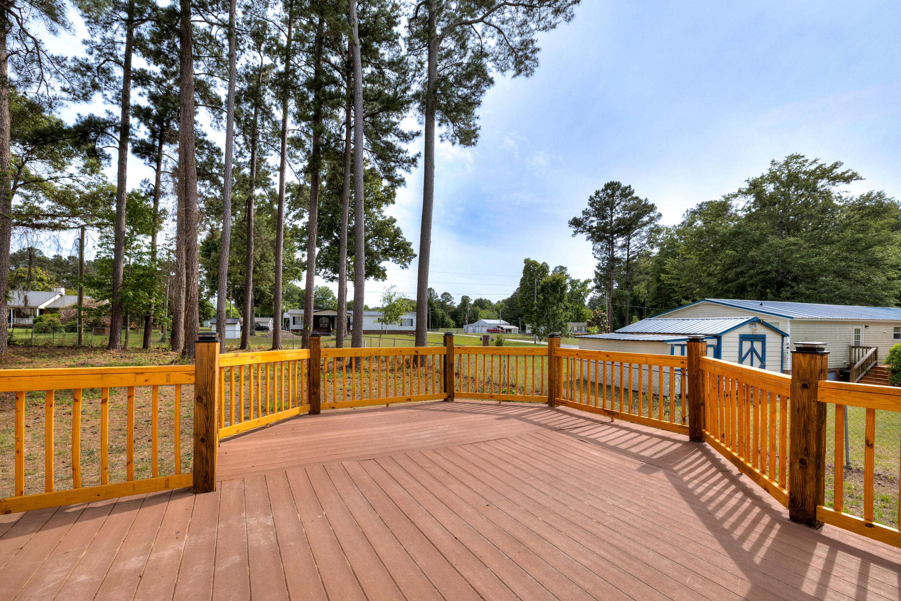 1057 Limerick Lane Manning, SC 29102 - Photo 5 of 38 08