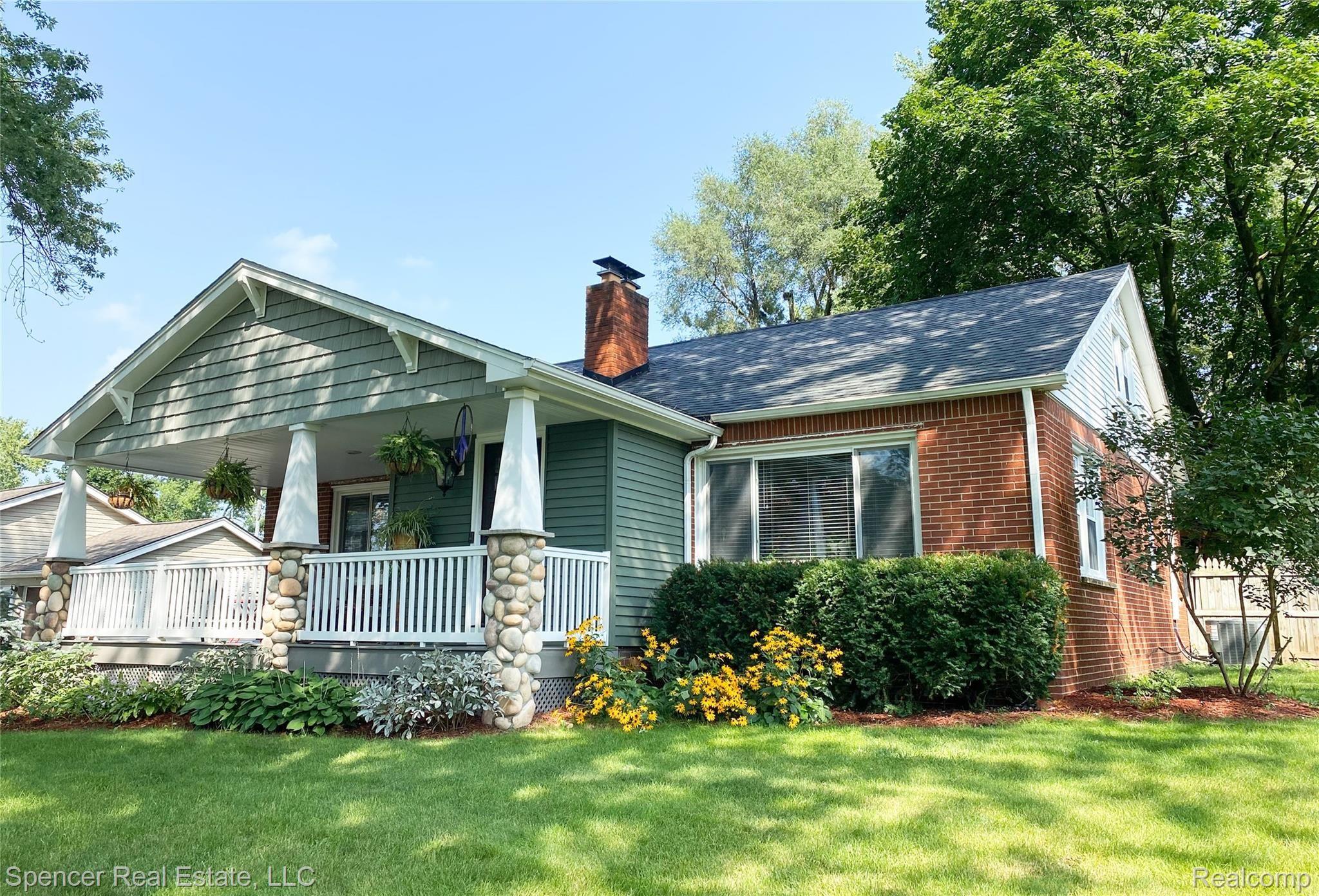 6170 Overlook Road Clarkston, MI 48346 - Photo 25 of 30 Exterior6.jpg