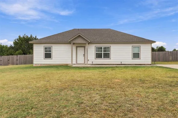 $235,000 | 5231 Bluestem Avenue, Guthrie, OK 73044