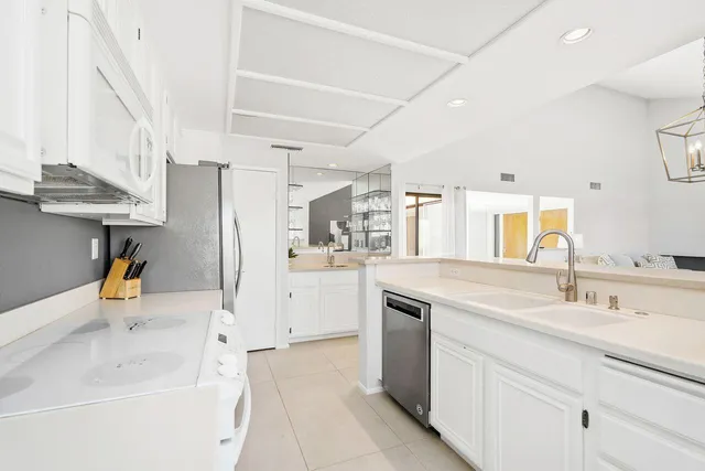 $7,500 | 48639 Palo Verde Court, Palm Desert, CA 92260