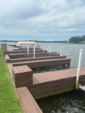 a view of roof with sitting area