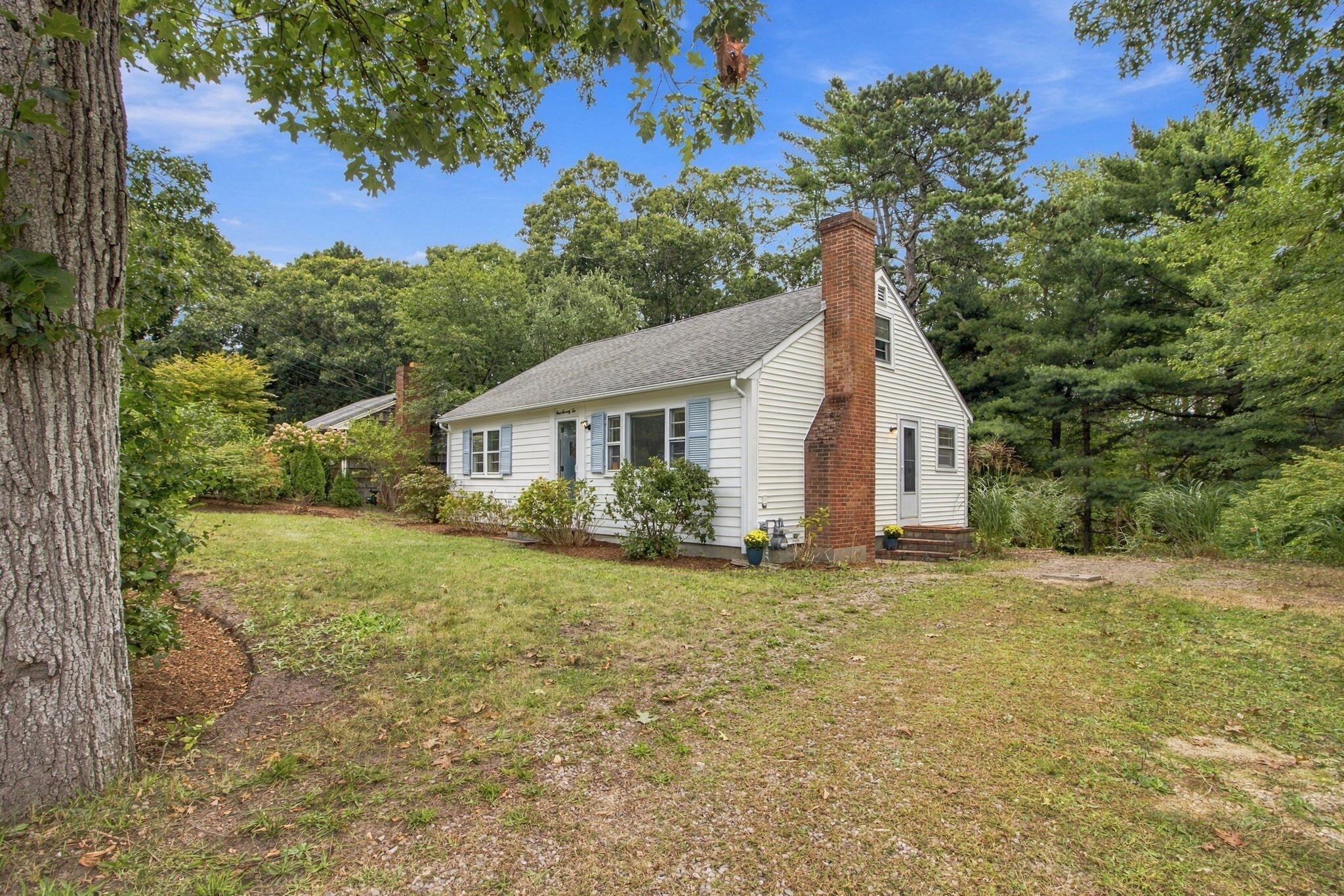 172 Telegraph Road Dennis Port, MA 02639 - Photo 3 of 38 3-web-or-mls-IMG_2312