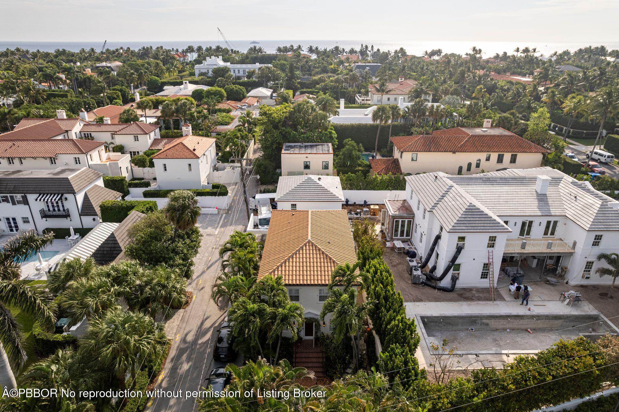 151 South County Road, Unit 2 Palm Beach, FL 33480 - Photo 20 of 22 an aerial view of multiple house