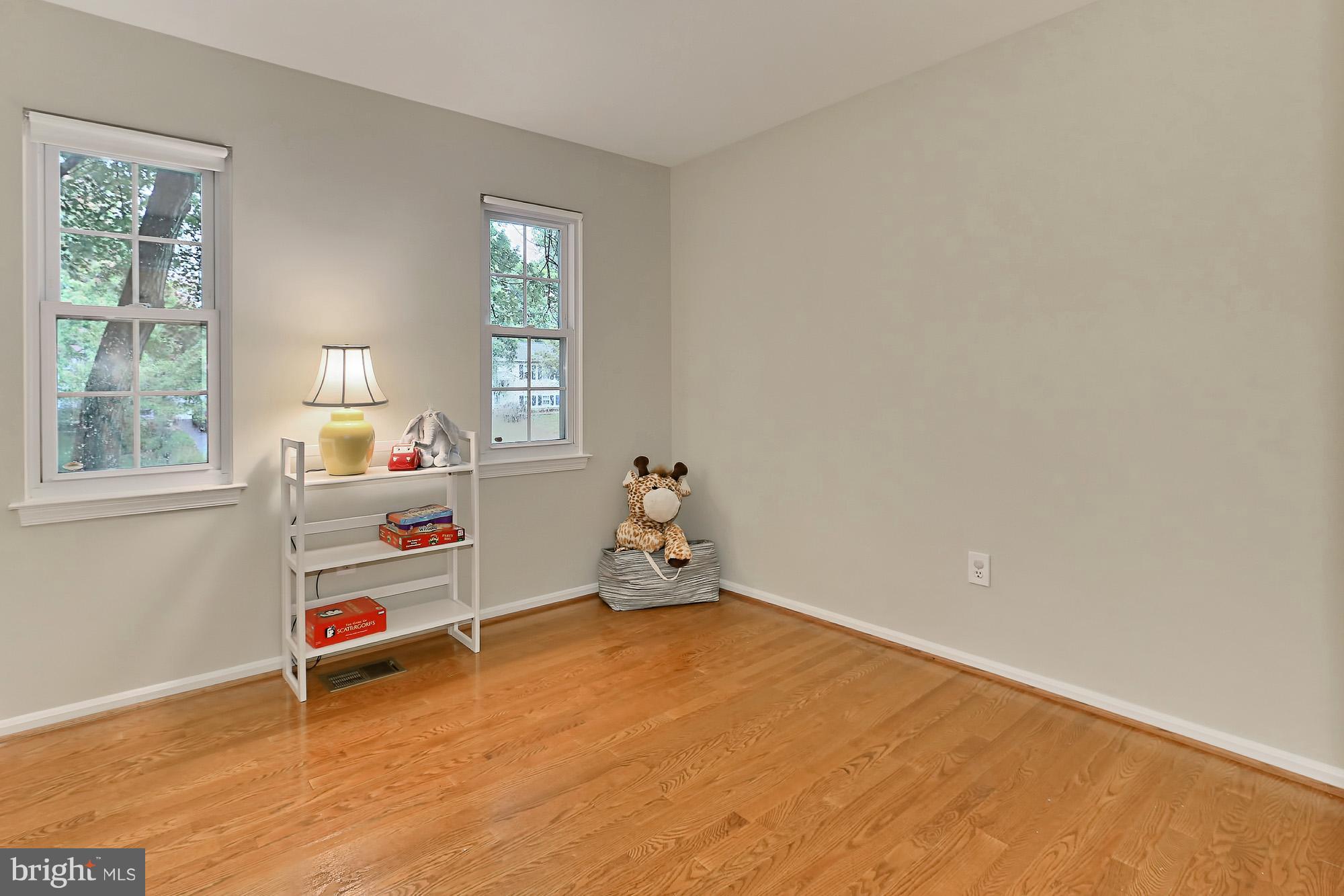 2311 Archdale Road Reston, VA 20191 - Photo 17 of 30 LOVELY 3RD BEDROOM