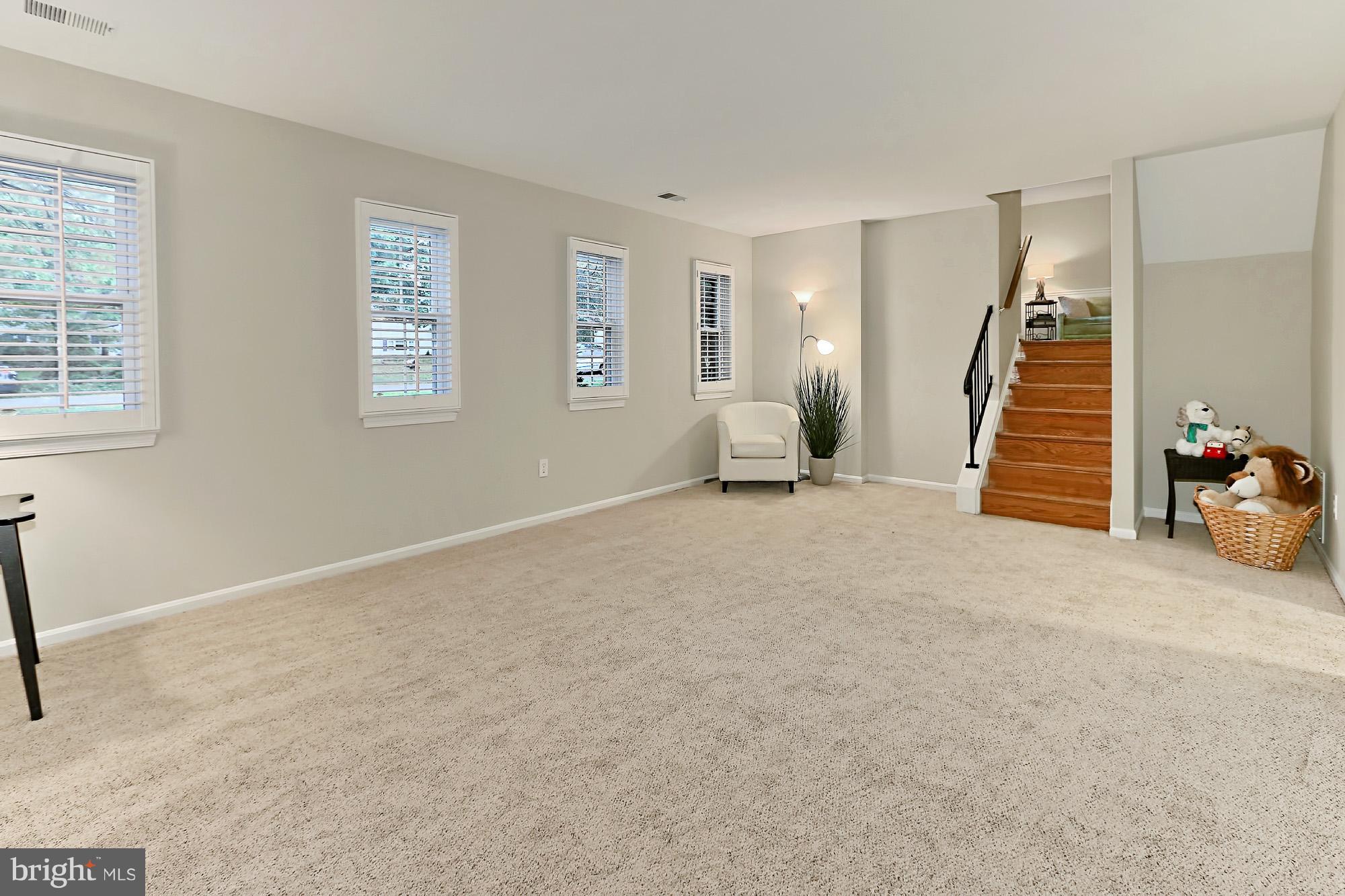 2311 Archdale Road Reston, VA 20191 - Photo 21 of 30 ENJOY THIS SPACIOUS FUN-FILLED FAMILY RM!