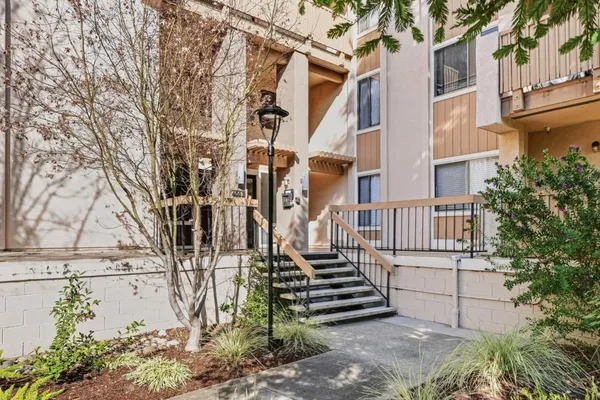 $799,000 | 400 Ortega Avenue, Unit 216, Mountain View, CA 94040