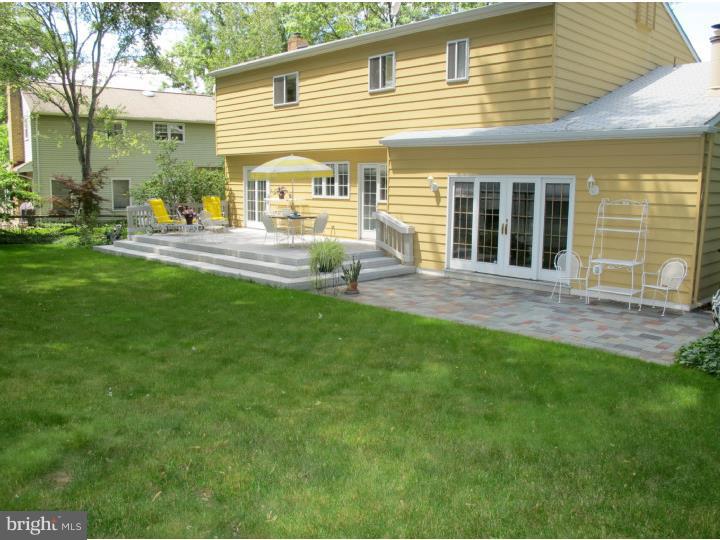 756 Amsterdam Road Mount Laurel, NJ 08054 - Photo 2 of 24 View in Back