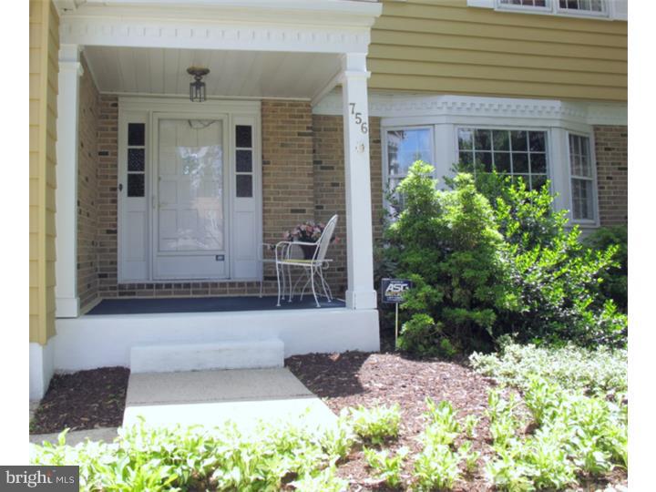 756 Amsterdam Road Mount Laurel, NJ 08054 - Photo 3 of 24 Porch