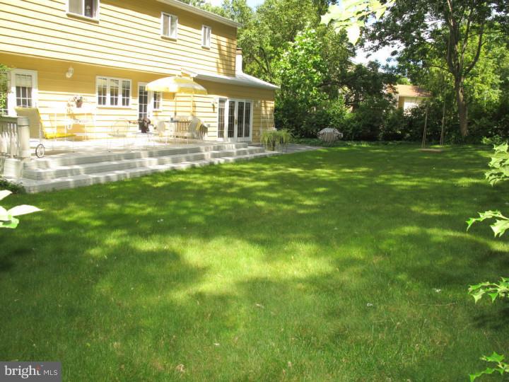 756 Amsterdam Road Mount Laurel, NJ 08054 - Photo 23 of 24 Exterior Back