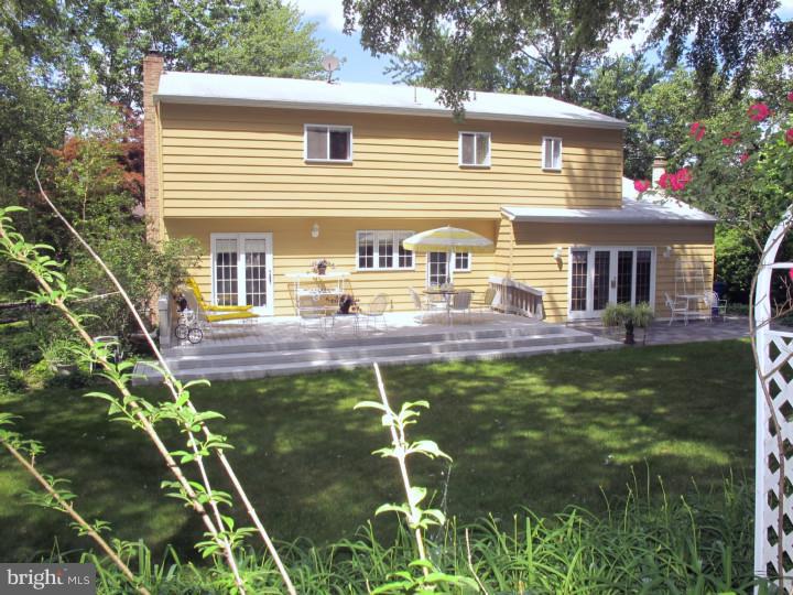 756 Amsterdam Road Mount Laurel, NJ 08054 - Photo 24 of 24 View in Back