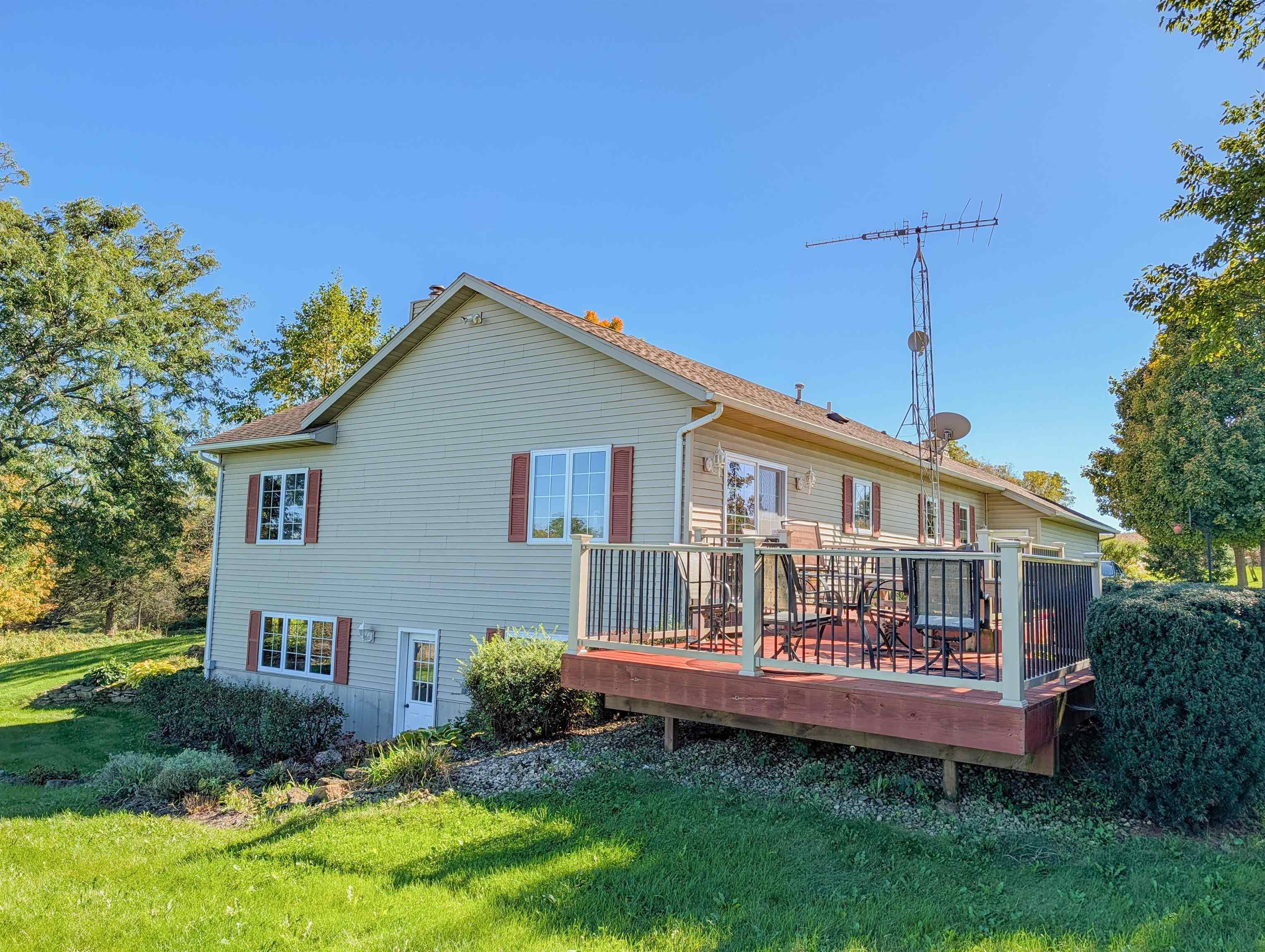 850 Cook-McFall Road Rewey, WI 53580 - Photo 17 of 45 Gallery Image 17