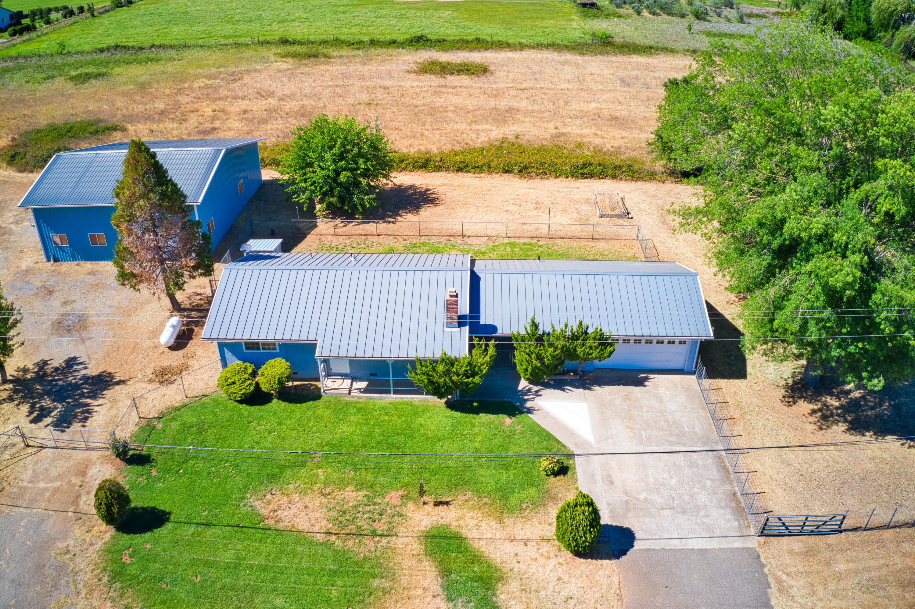 21846 Lone Tree Road Anderson, CA 96007 - Photo 5 of 17 HARRISONM-11