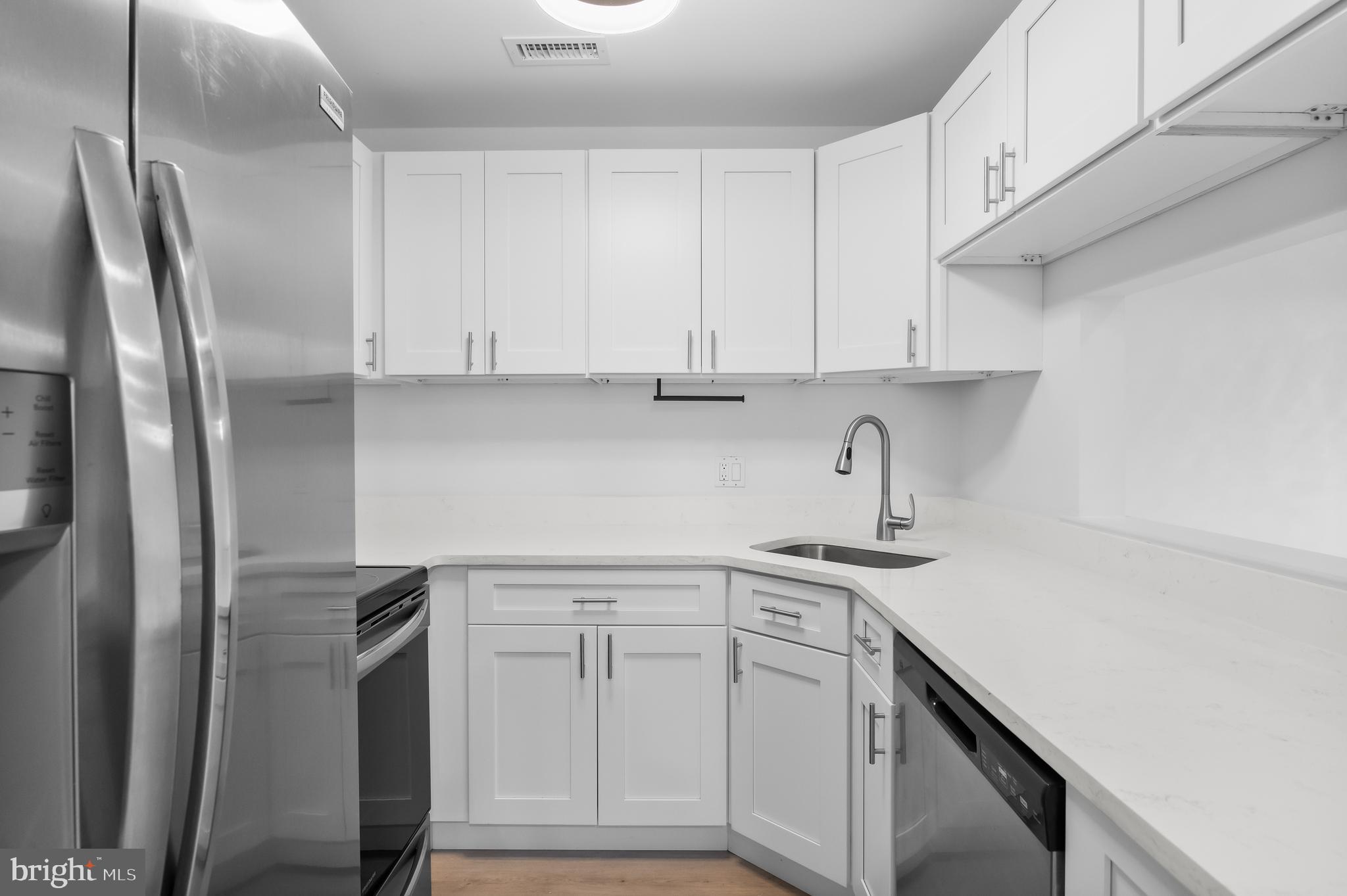 4912 B Dunbarton Road Mount Laurel, NJ 08054 - Photo 9 of 21
