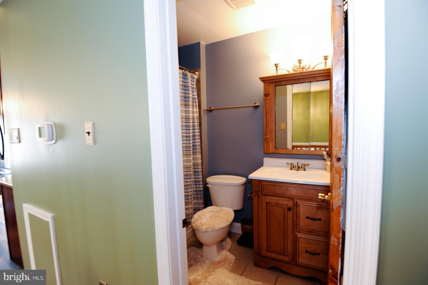 9243 State Rd. Philadelphia, PA 19114 - Photo 14 of 32 Gallery Image 14