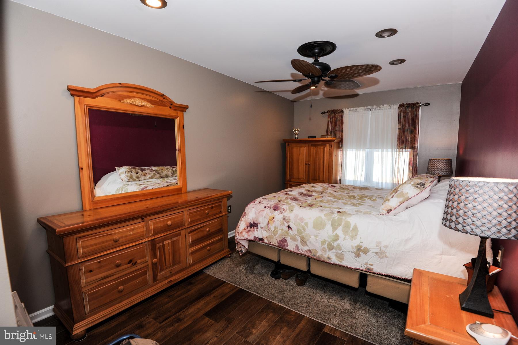 9243 State Rd. Philadelphia, PA 19114 - Photo 17 of 32 Gallery Image 17