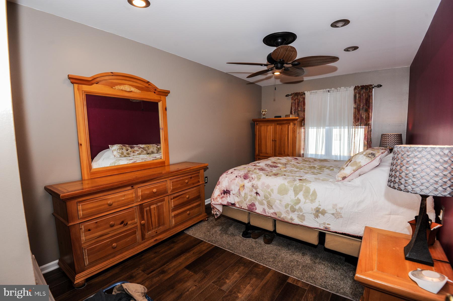 9243 State Rd. Philadelphia, PA 19114 - Photo 18 of 32 Gallery Image 18