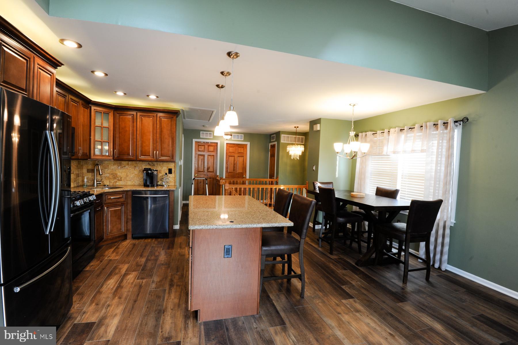 9243 State Rd. Philadelphia, PA 19114 - Photo 9 of 32 Gallery Image 9