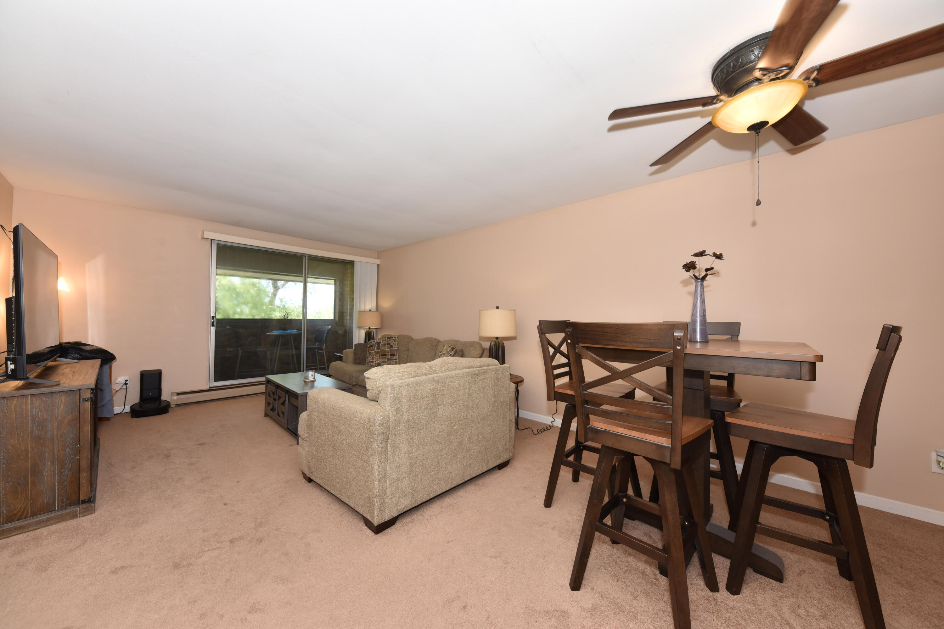 11907 West Appleton Avenue, Unit 20 Milwaukee, WI 53225 - Photo 5 of 44 Dining Area