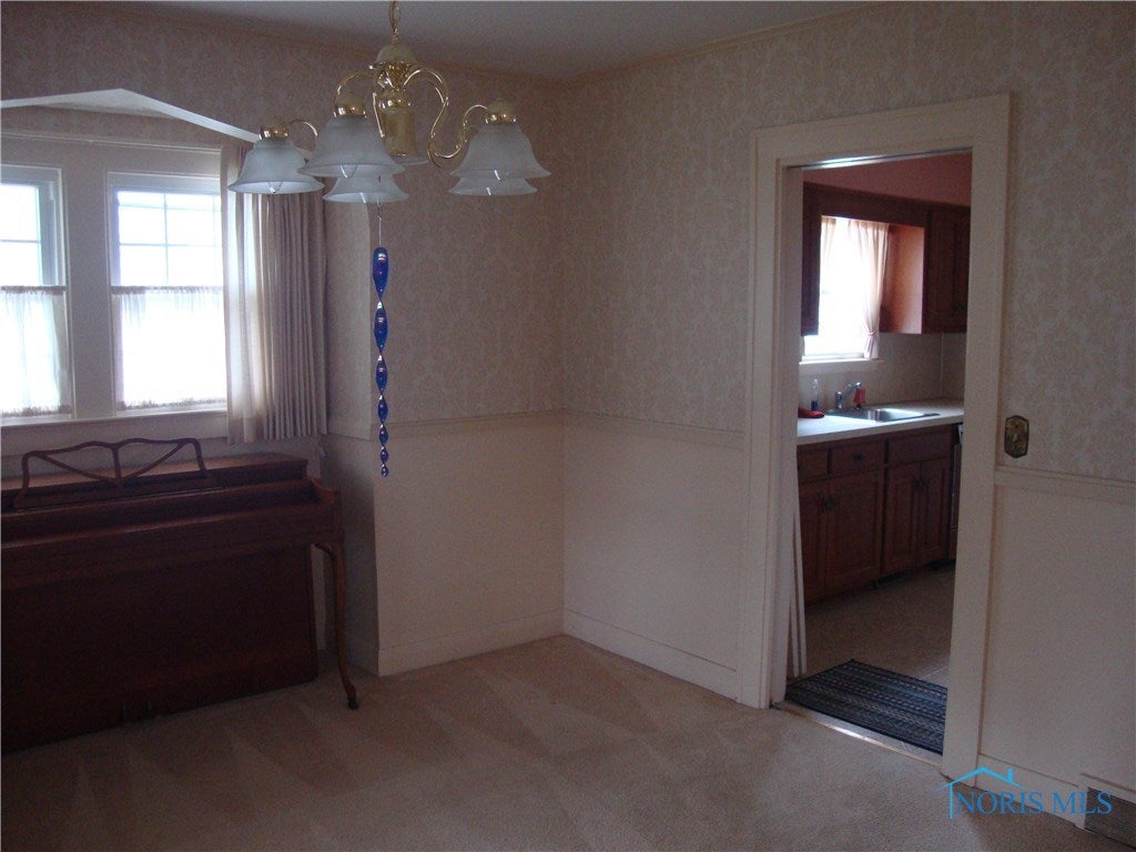 3648 Maxwell Road Toledo, OH 43613 - Photo 9 of 32 Gallery Image 9