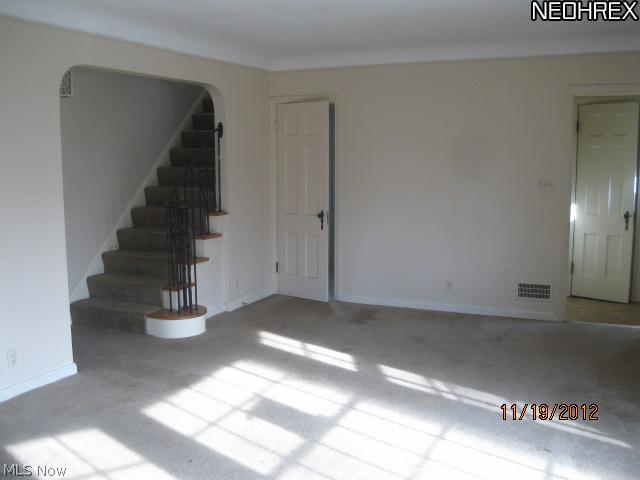 3499 Edison Road Cleveland Heights, OH 44121 - Photo 4 of 12