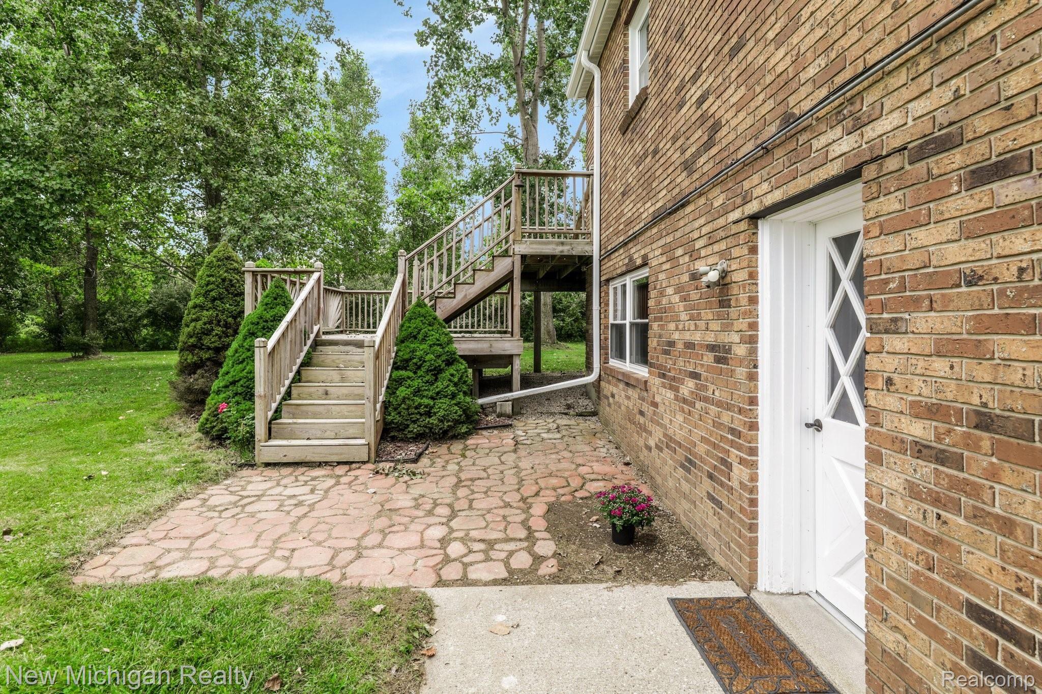 3589 North Mill Road Dryden, MI 48428 - Photo 33 of 42 16-web-or-mls-3589 North Mill Street Dryden0012.jpg