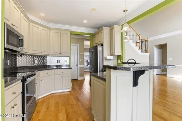 $359,000 | 106 Glasgow Lane, La Grange, NC 28551