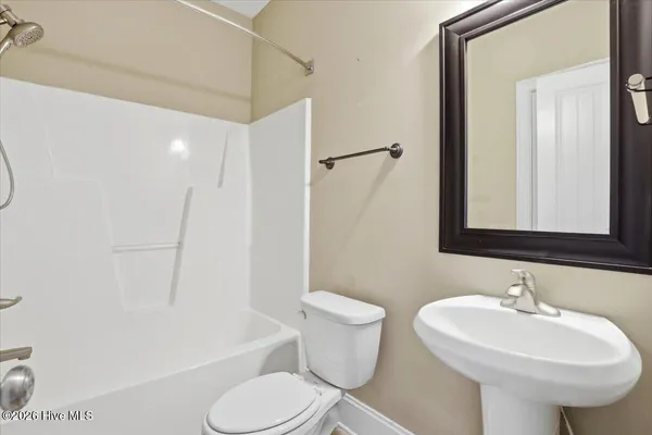 $359,000 | 106 Glasgow Lane, La Grange, NC 28551