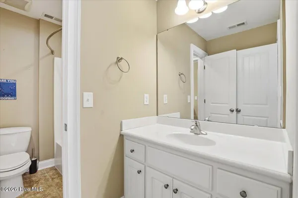 $359,000 | 106 Glasgow Lane, La Grange, NC 28551