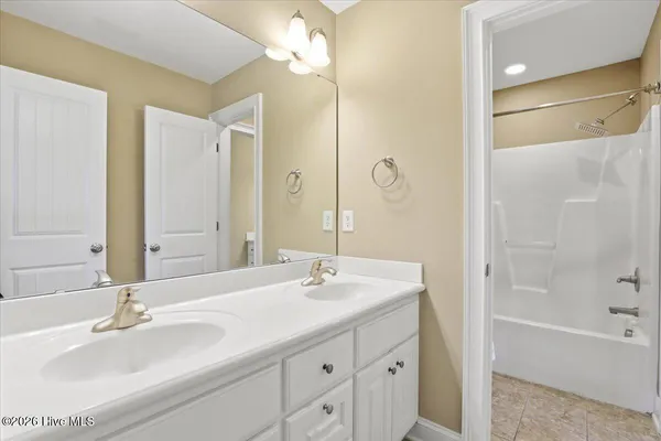 $359,000 | 106 Glasgow Lane, La Grange, NC 28551