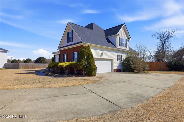 $359,000 | 106 Glasgow Lane, La Grange, NC 28551