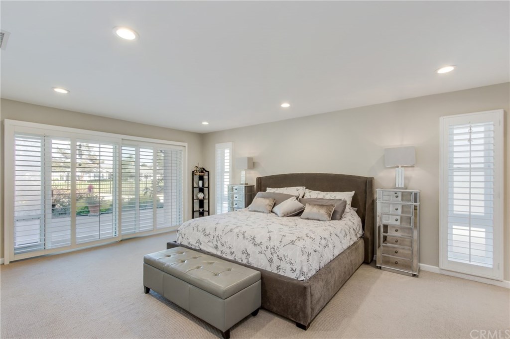 3020 Capri Lane Costa Mesa, CA 92626 - Photo 11 of 35