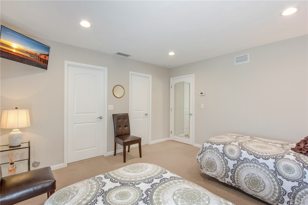 3020 Capri Lane Costa Mesa, CA 92626 - Photo 16 of 35