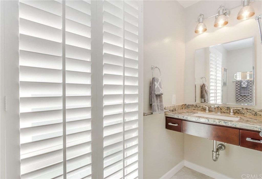 3020 Capri Lane Costa Mesa, CA 92626 - Photo 18 of 35