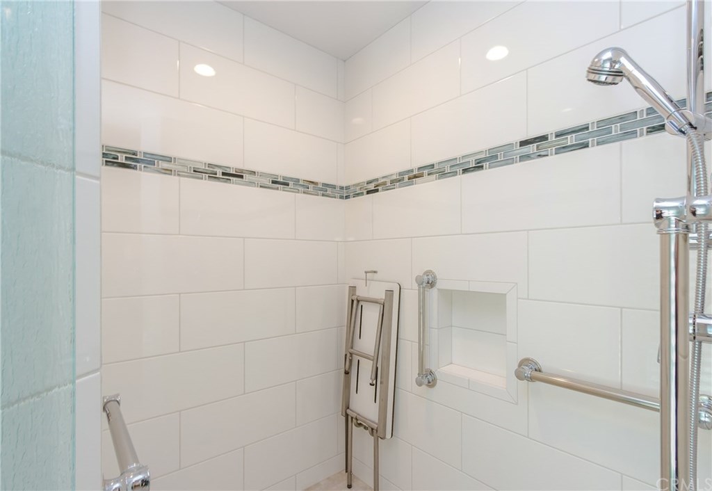 3020 Capri Lane Costa Mesa, CA 92626 - Photo 19 of 35