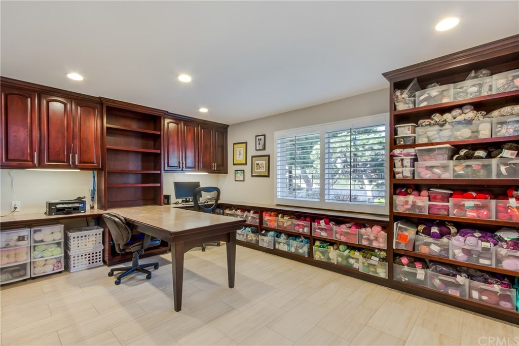 3020 Capri Lane Costa Mesa, CA 92626 - Photo 23 of 35