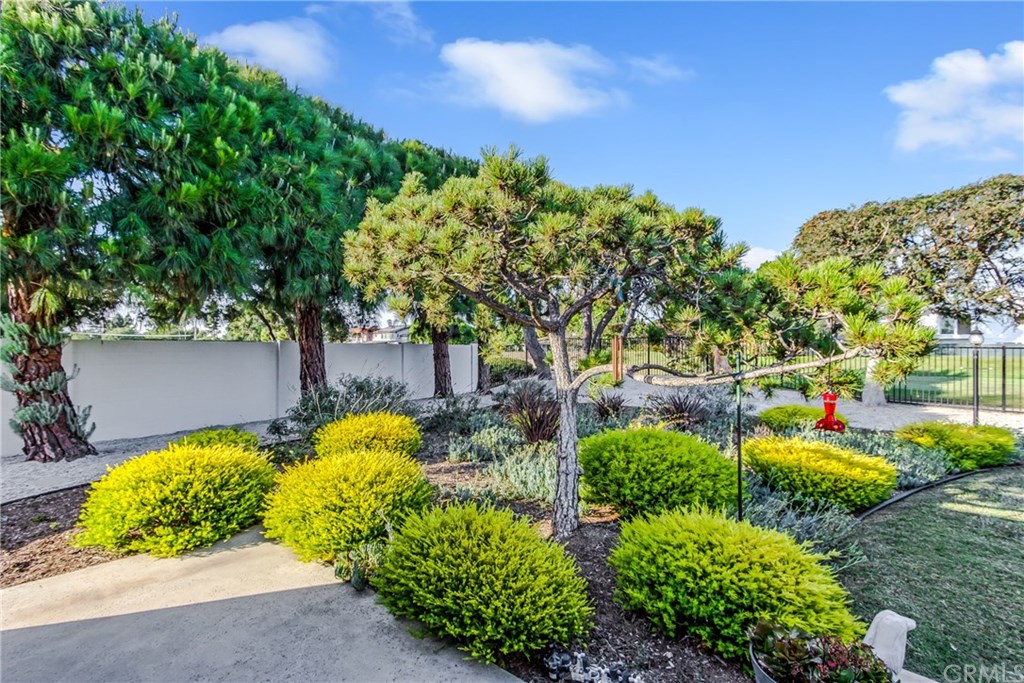 3020 Capri Lane Costa Mesa, CA 92626 - Photo 28 of 35