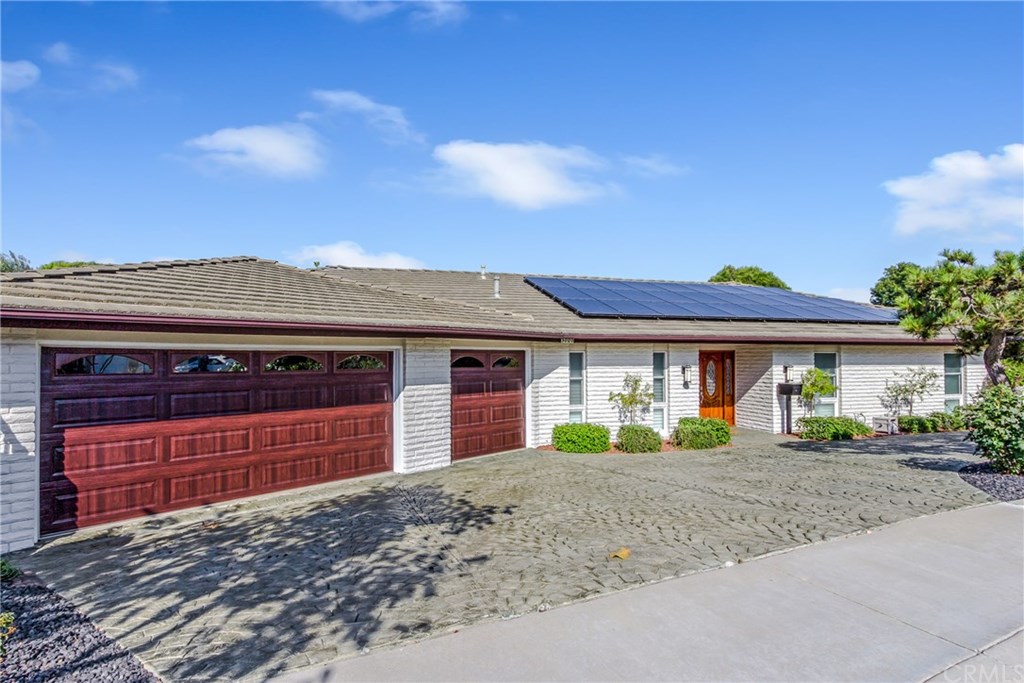 3020 Capri Lane Costa Mesa, CA 92626 - Photo 34 of 35