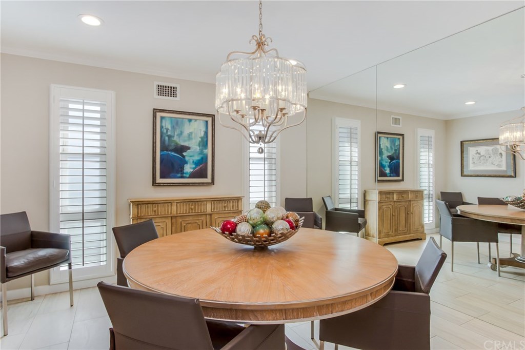 3020 Capri Lane Costa Mesa, CA 92626 - Photo 7 of 35