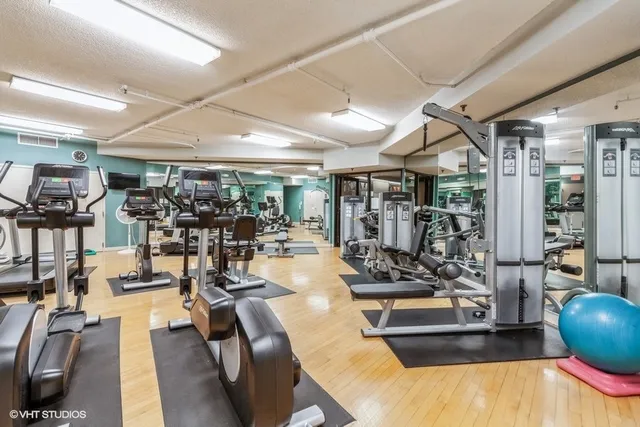 $2,150 | 511 Aurora Avenue, Unit 608, Naperville, IL 60540