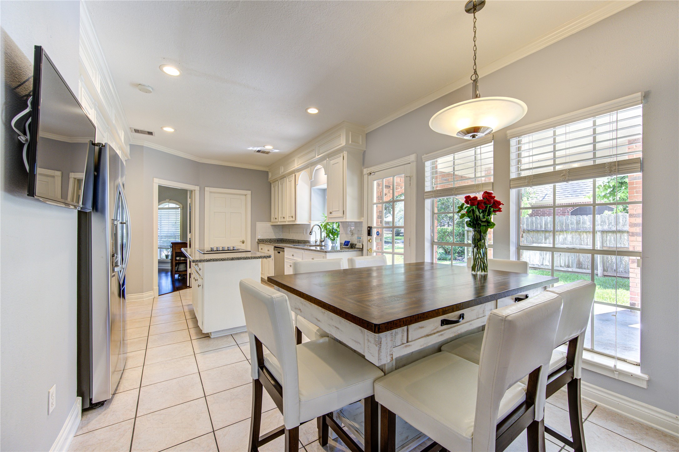 3622 Springhill Lane Sugar Land, TX 77479 - Photo 17 of 50 a room with furniture a window and appliances